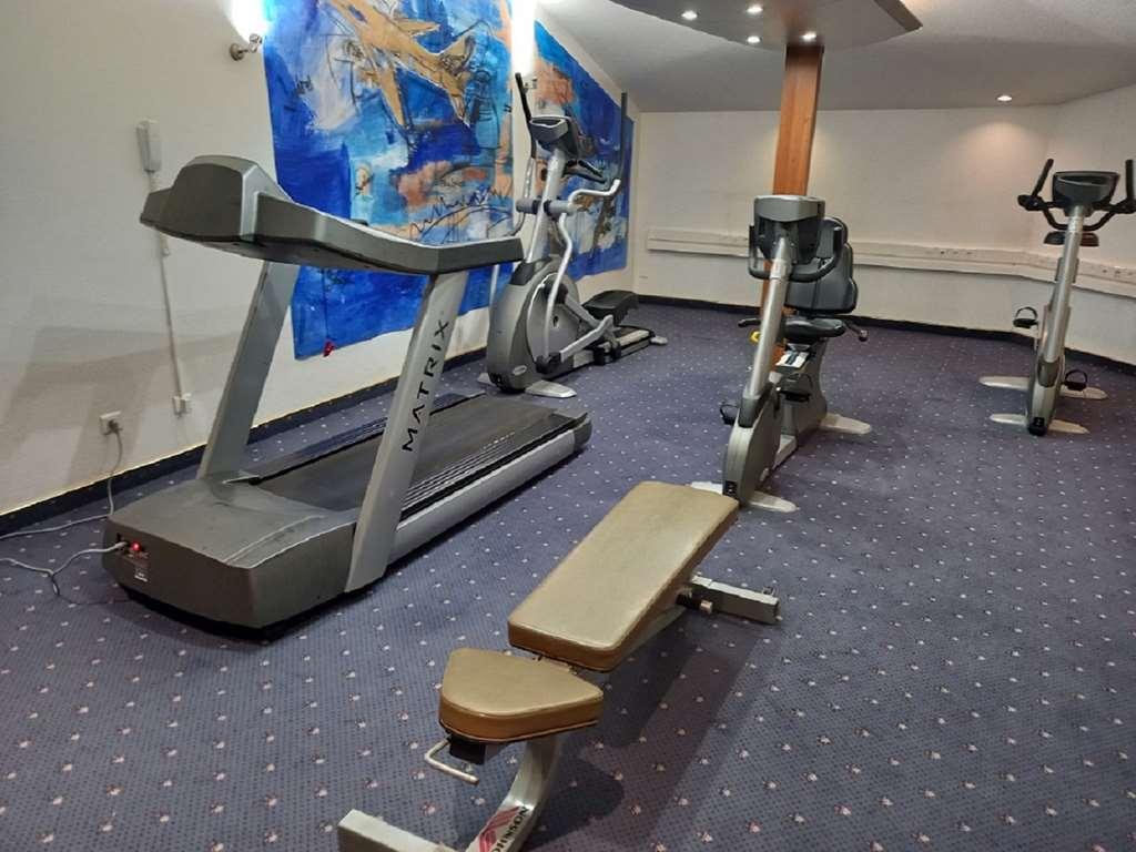 Hotel Plaza Capitole 4*