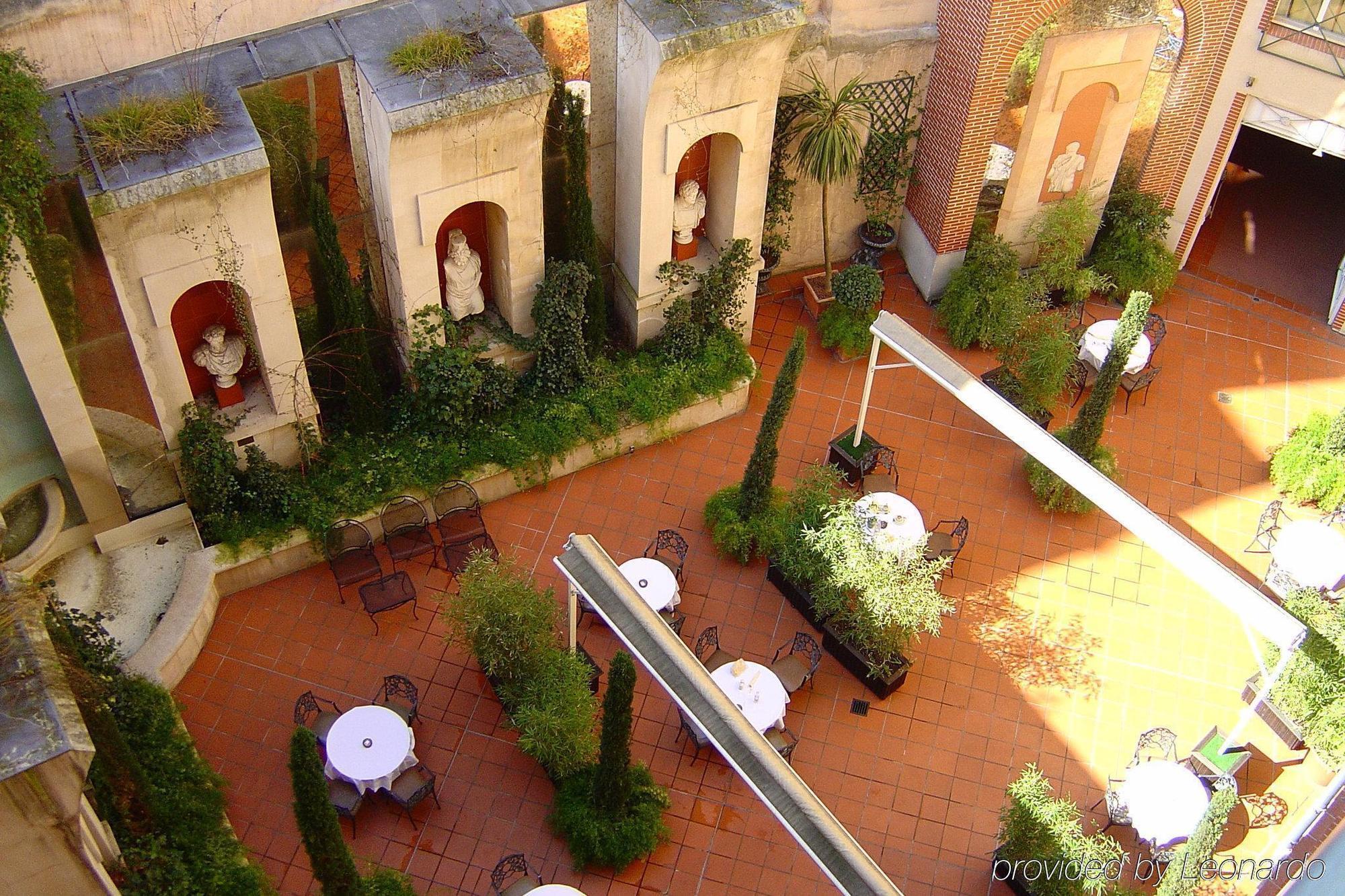 Hotel Plaza Capitole